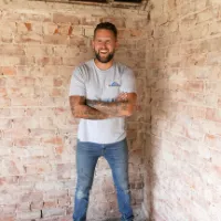 sb construction owner